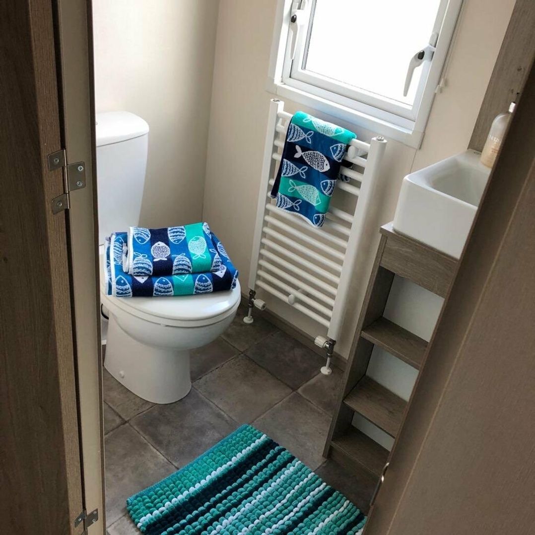 Devon Cliffs Holiday Park - Holiday Accommodation 11755