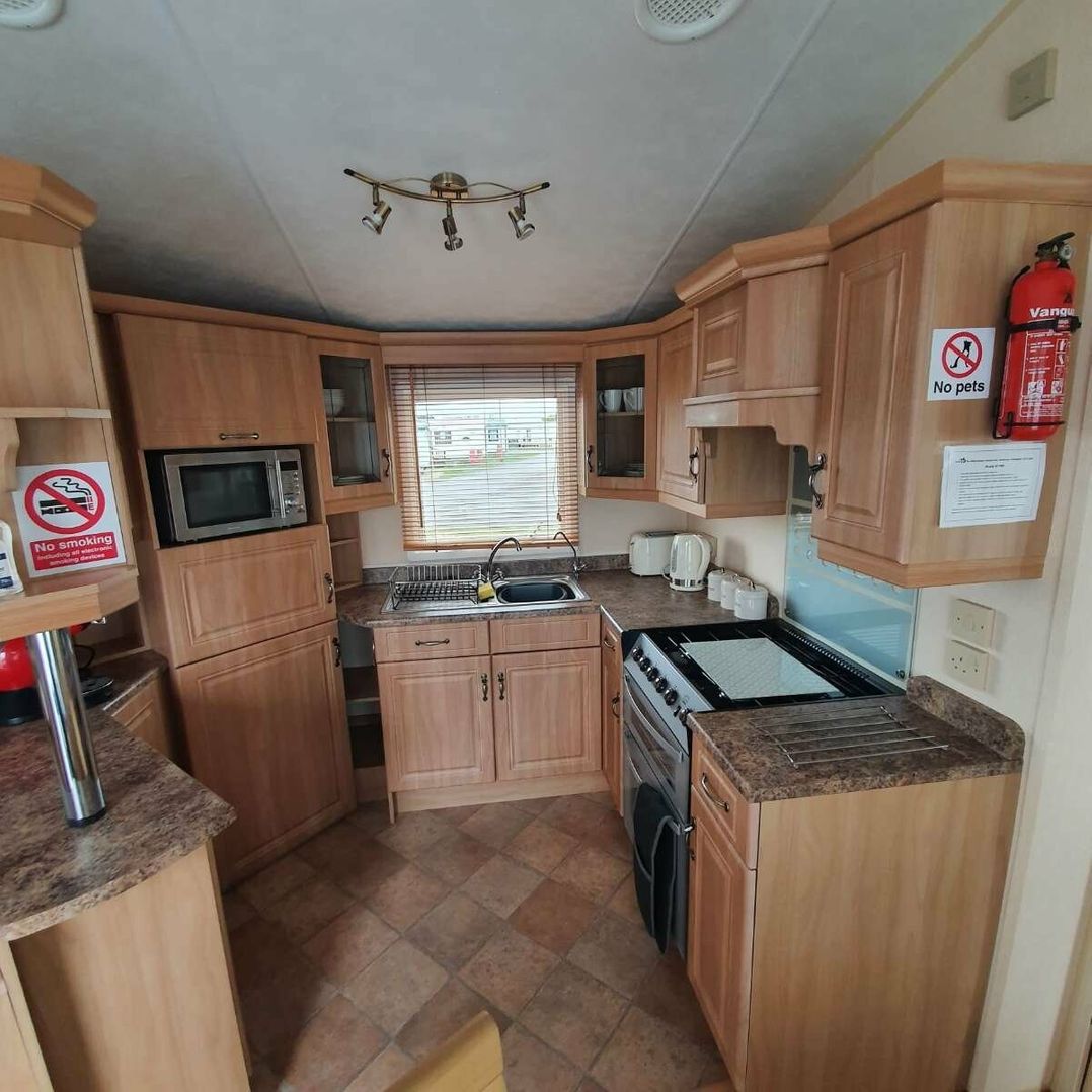 Golden Palm Resort - Holiday Accommodation 15142