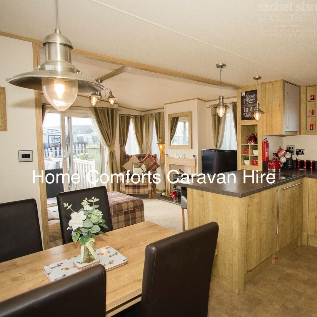 Golden Gate Holiday Centre - Holiday Accommodation 1551