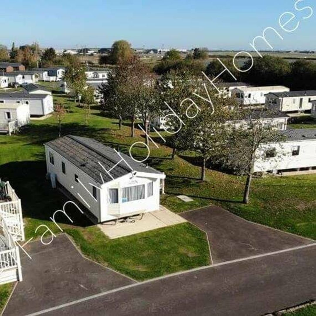 Tattershall Lakes Country Park - Holiday Accommodation 17800