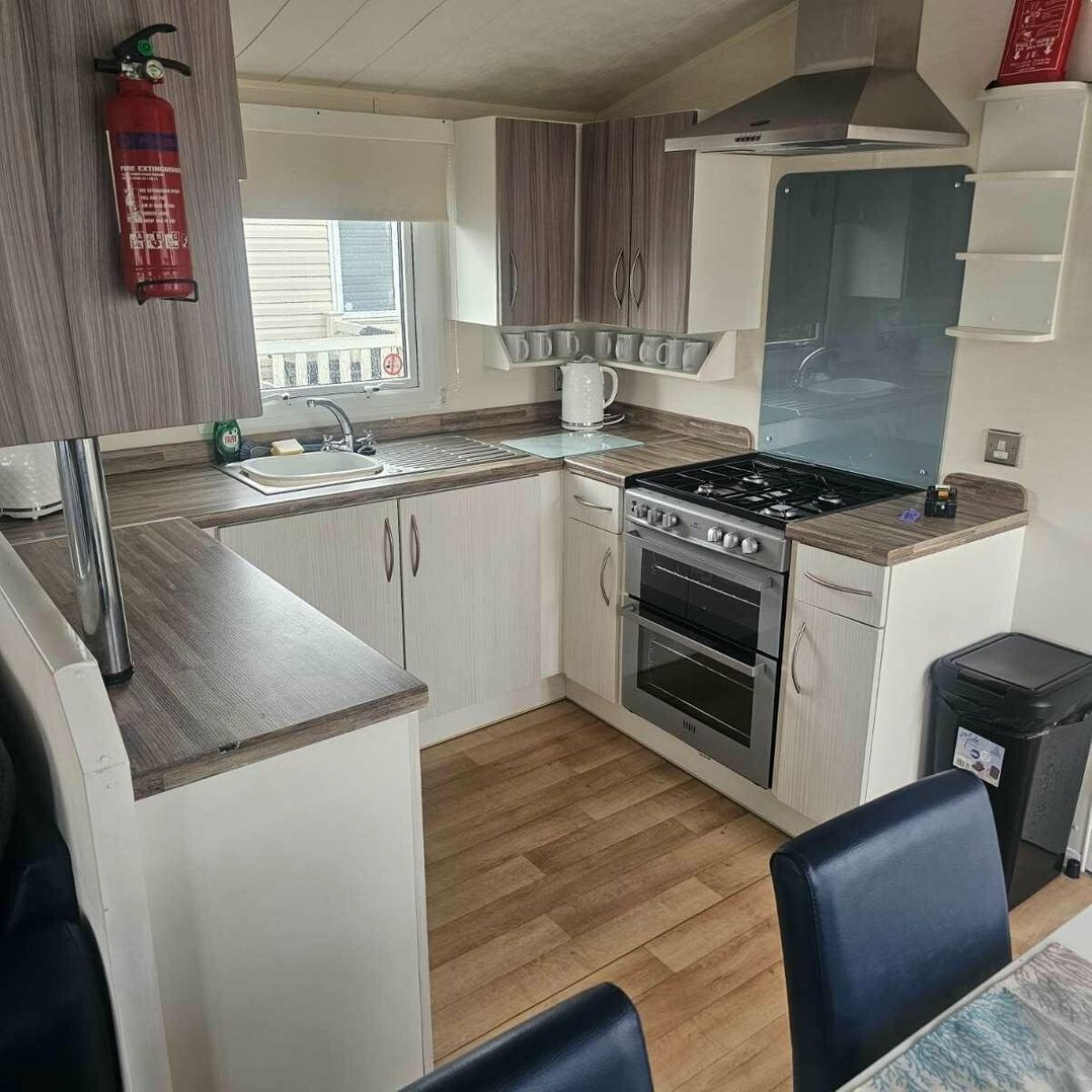 Golden Gate Holiday Centre - Holiday Accommodation 20178