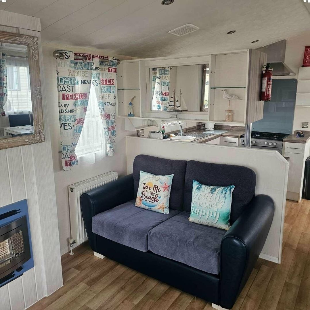 Golden Gate Holiday Centre - Holiday Accommodation 20178