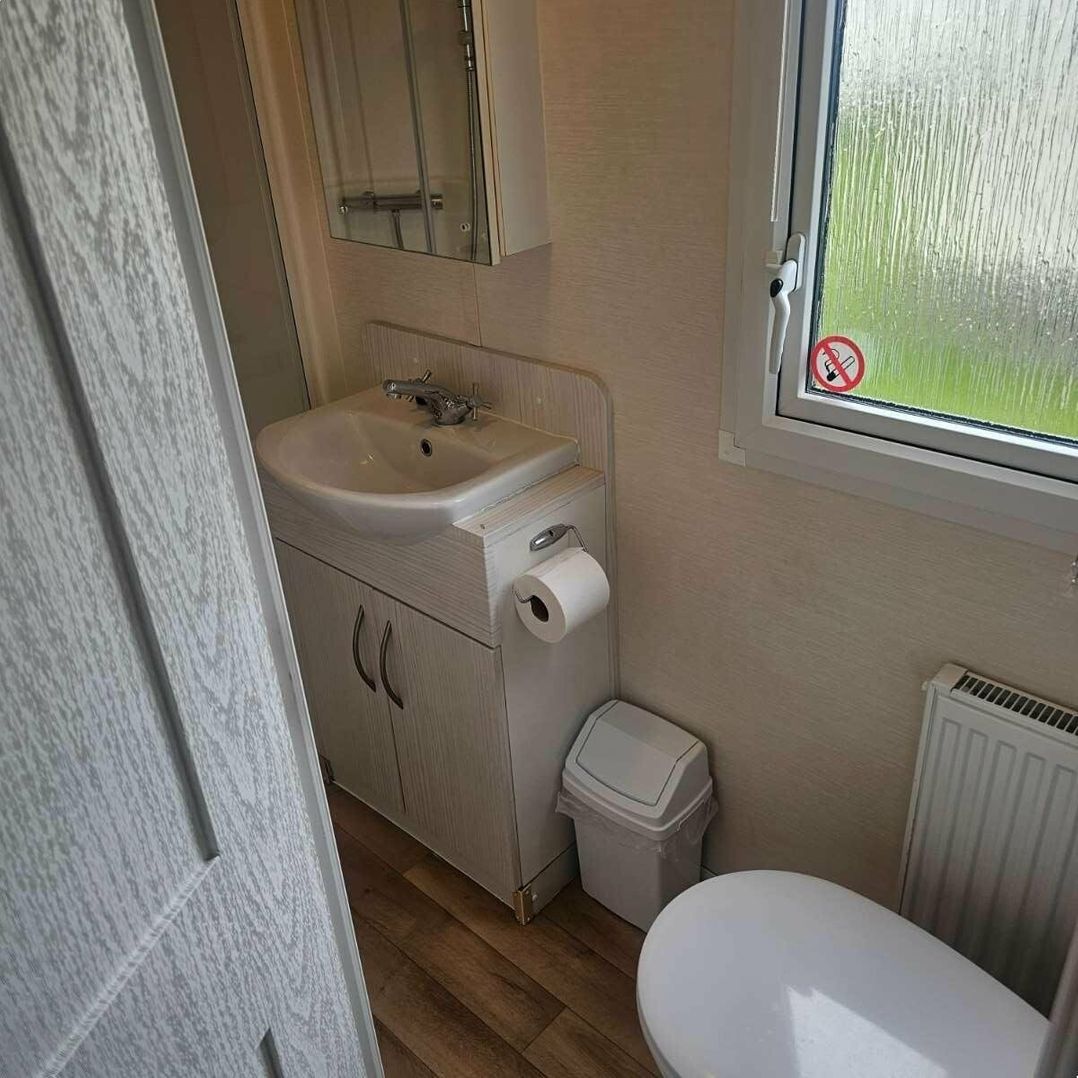 Golden Gate Holiday Centre - Holiday Accommodation 20178