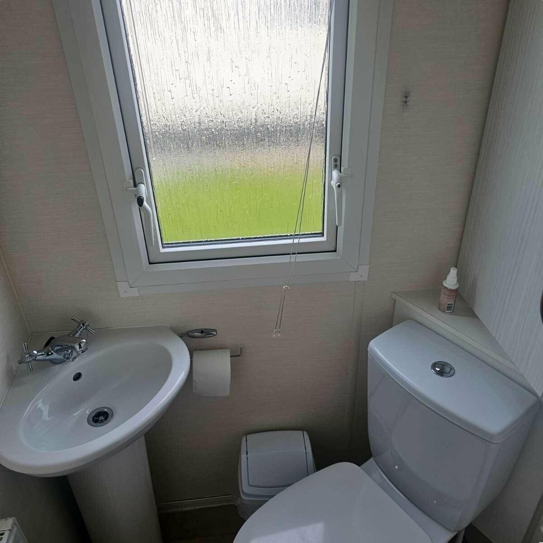 Golden Gate Holiday Centre - Holiday Accommodation 20178