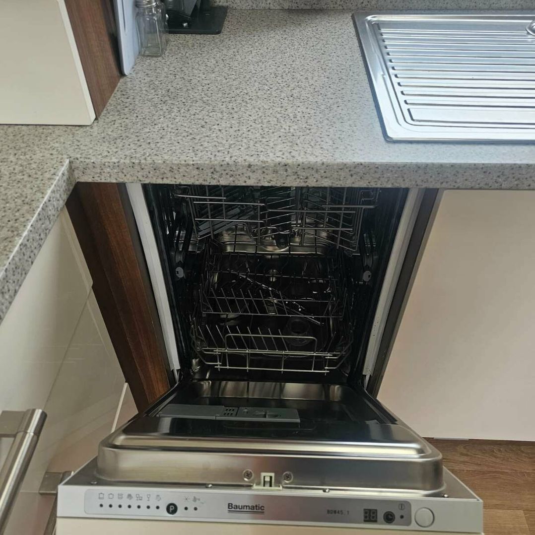 Golden Gate Holiday Centre - Holiday Accommodation 20179