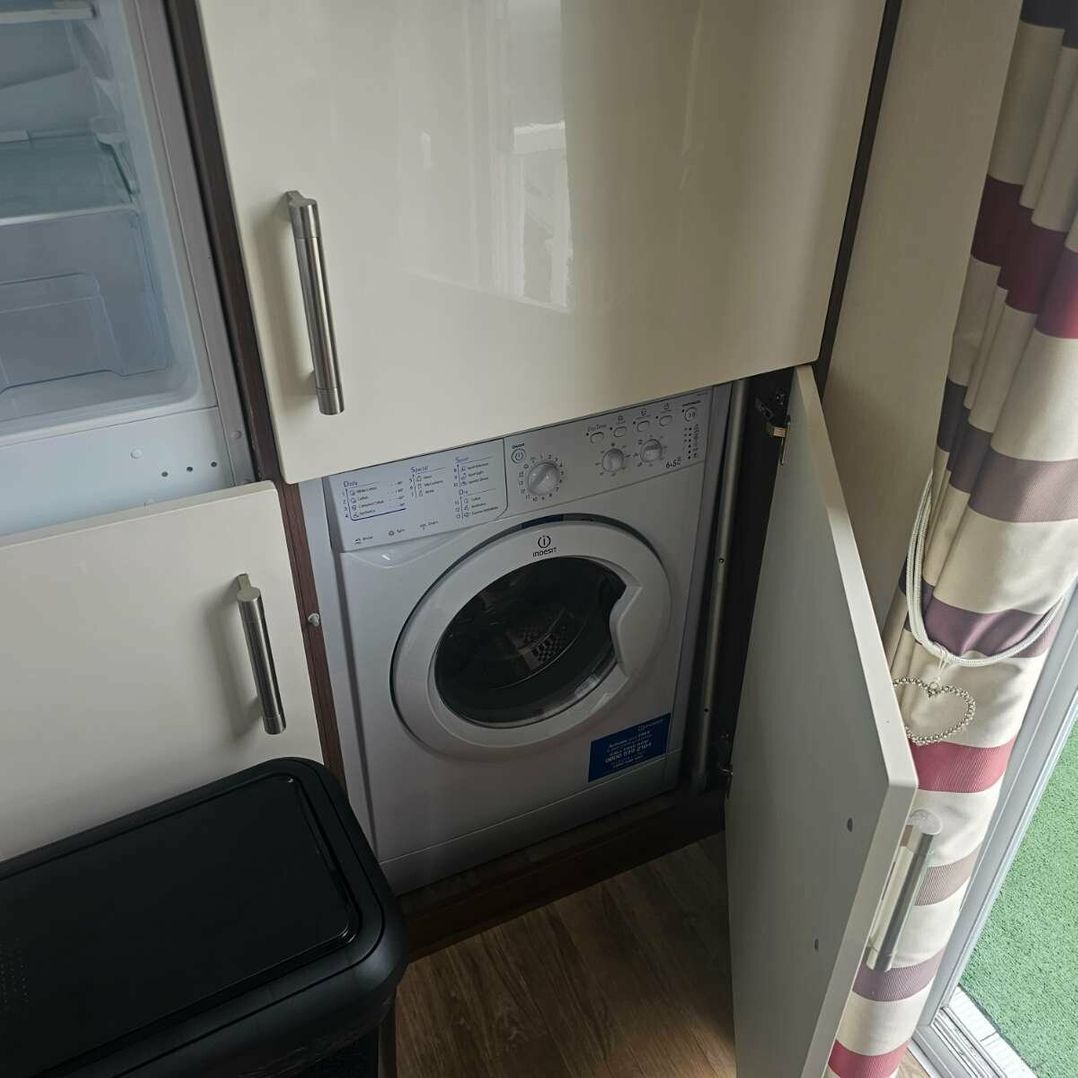 Golden Gate Holiday Centre - Holiday Accommodation 20179