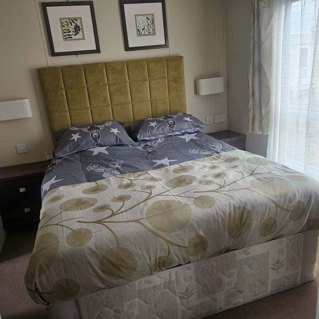 Golden Gate Holiday Centre - Holiday Accommodation 20179