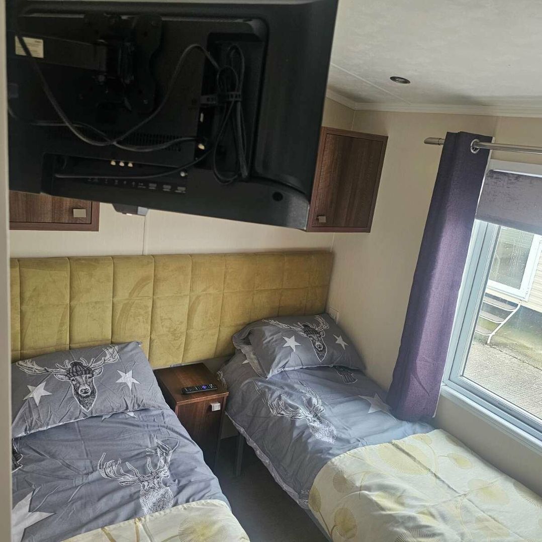 Golden Gate Holiday Centre - Holiday Accommodation 20179