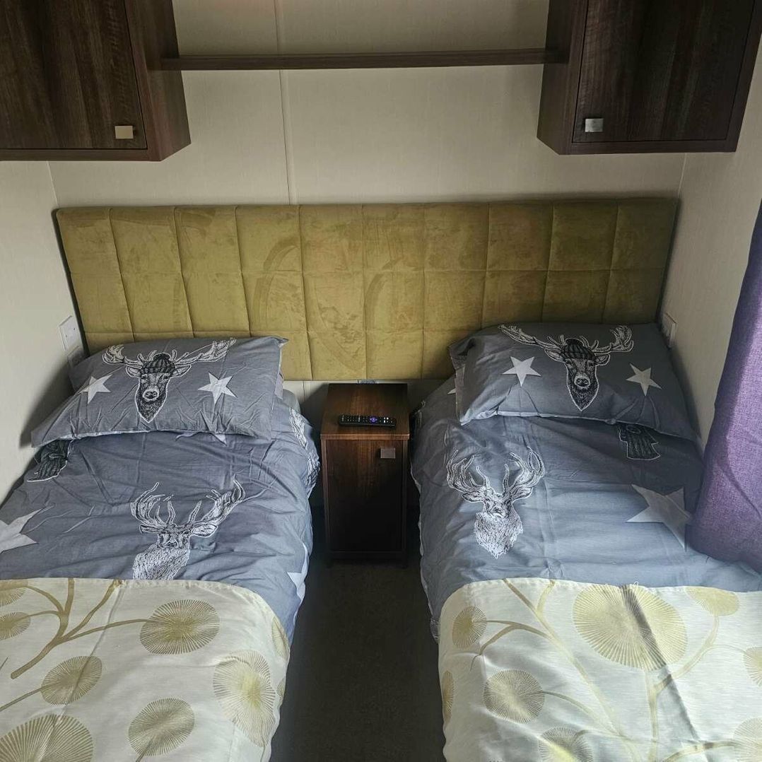 Golden Gate Holiday Centre - Holiday Accommodation 20179