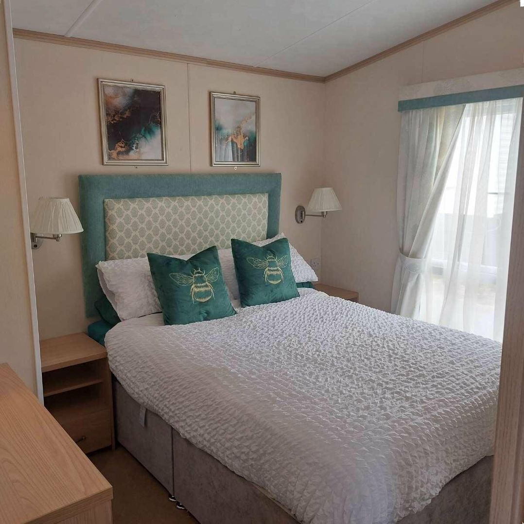 Lydstep Beach - Holiday Accommodation 20214