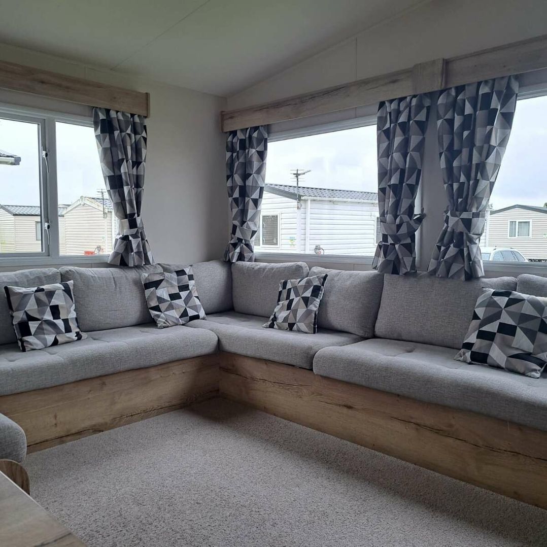 Golden Sands - Holiday Accommodation 21170