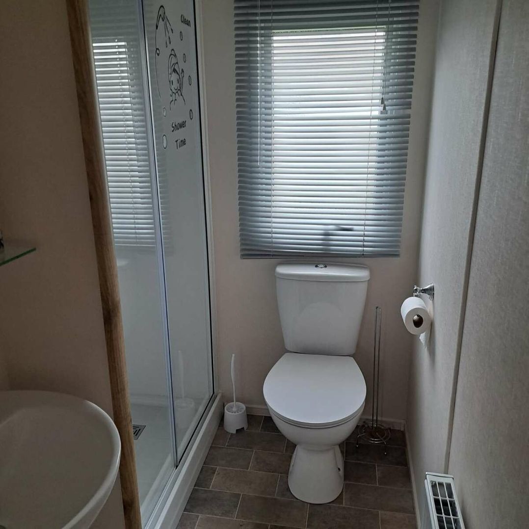 Golden Sands - Holiday Accommodation 21170