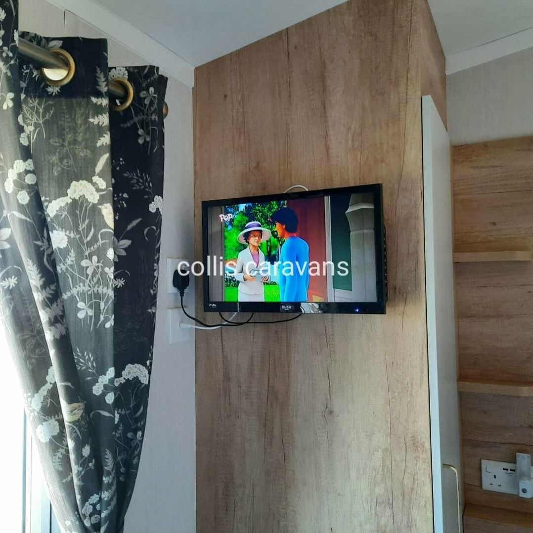 Blue Dolphin Holiday Park - Holiday Accommodation 8128