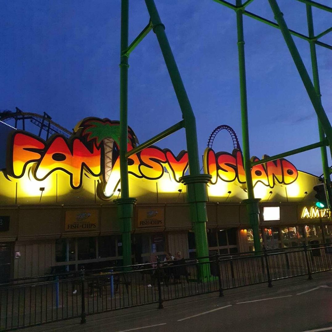 Coral Beach - Holiday Accommodation 9357