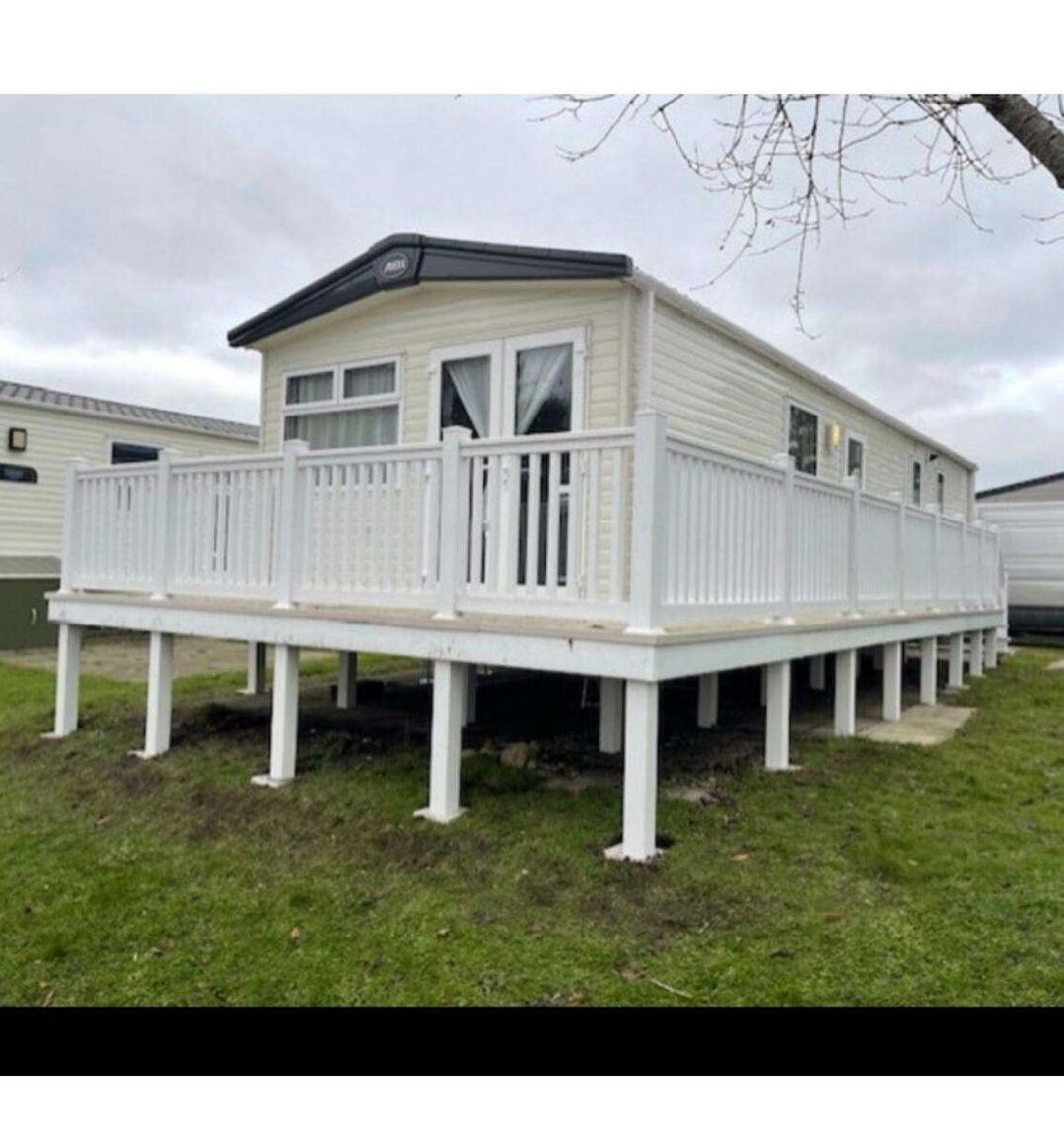 Rockley Park - Holiday Accommodation 21079