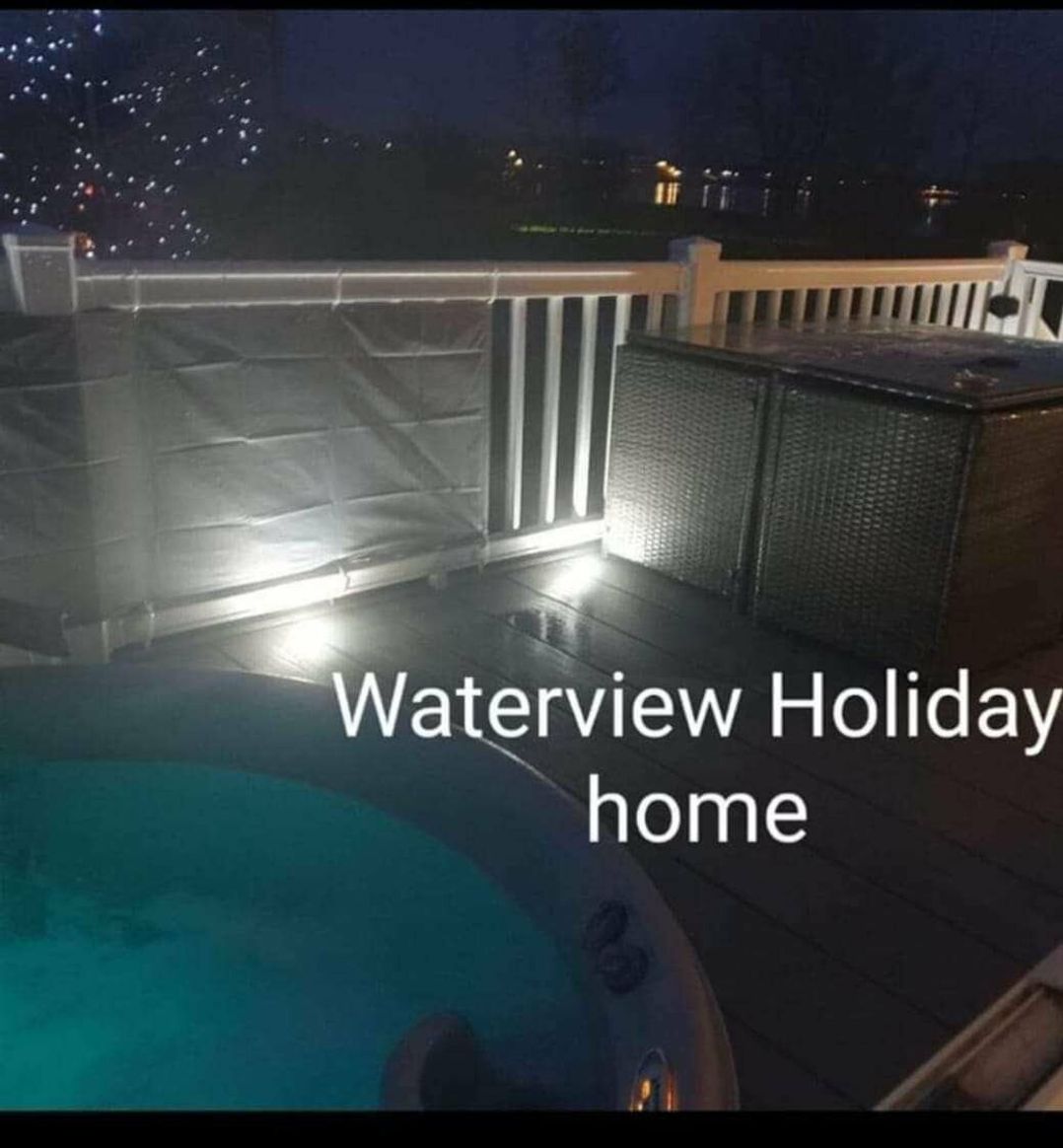 Tattershall Lakes Country Park - Holiday Accommodation 9642