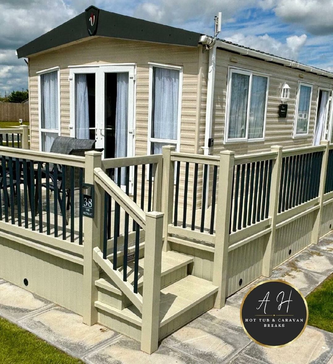 Golden Palm Resort - Holiday Accommodation 20551