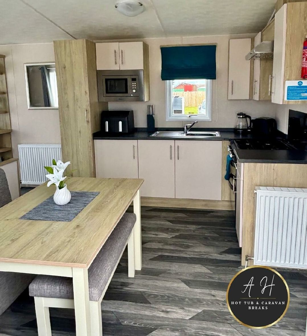 Golden Palm Resort - Holiday Accommodation 20551