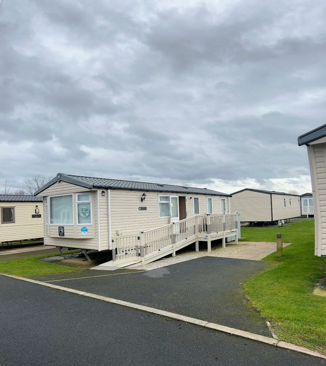 Marton Mere Holiday Village - Holiday Accommodation 12904