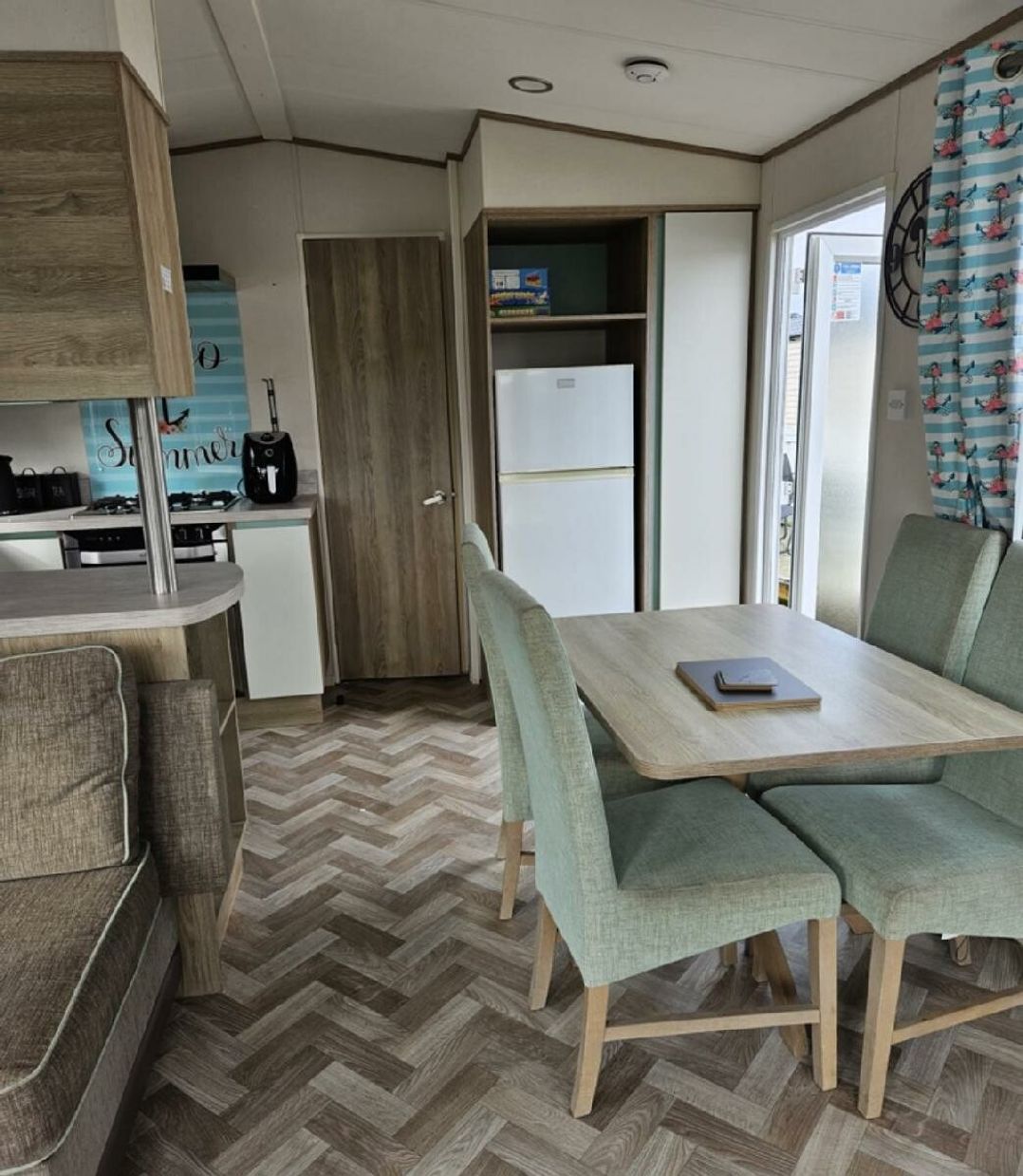 Marton Mere Holiday Village - Holiday Accommodation 21411