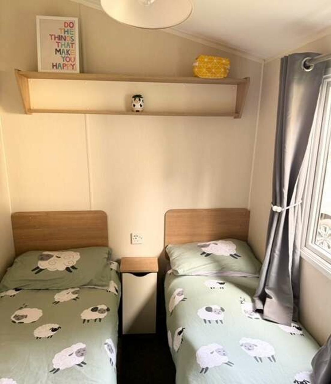 Marton Mere Holiday Village - Holiday Accommodation 19891