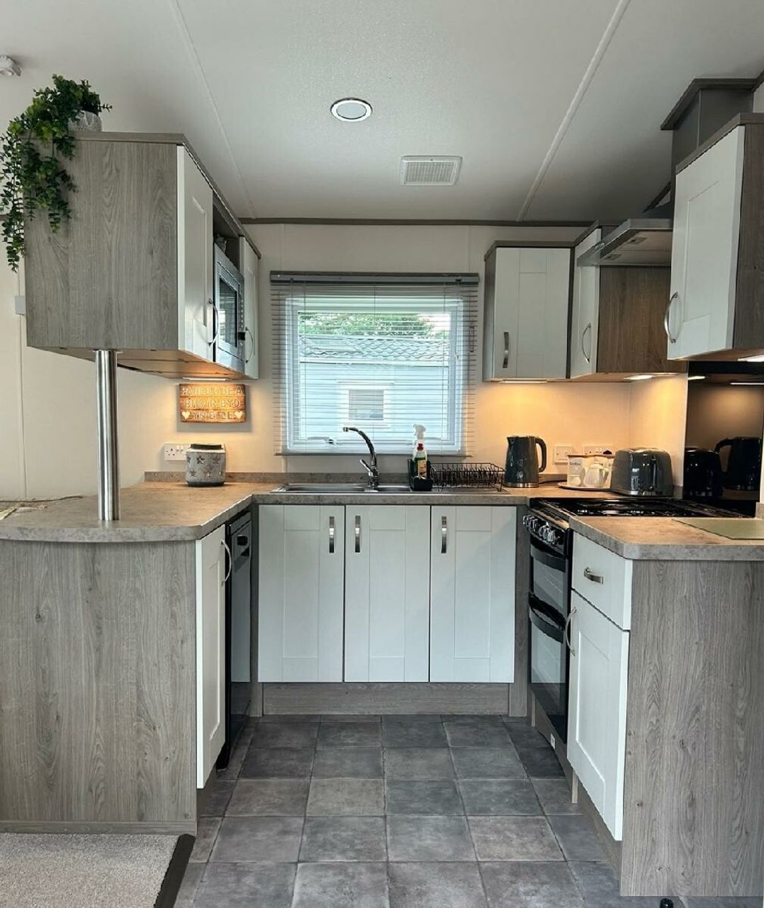 Hafan y Mor Haven - Holiday Accommodation 14384