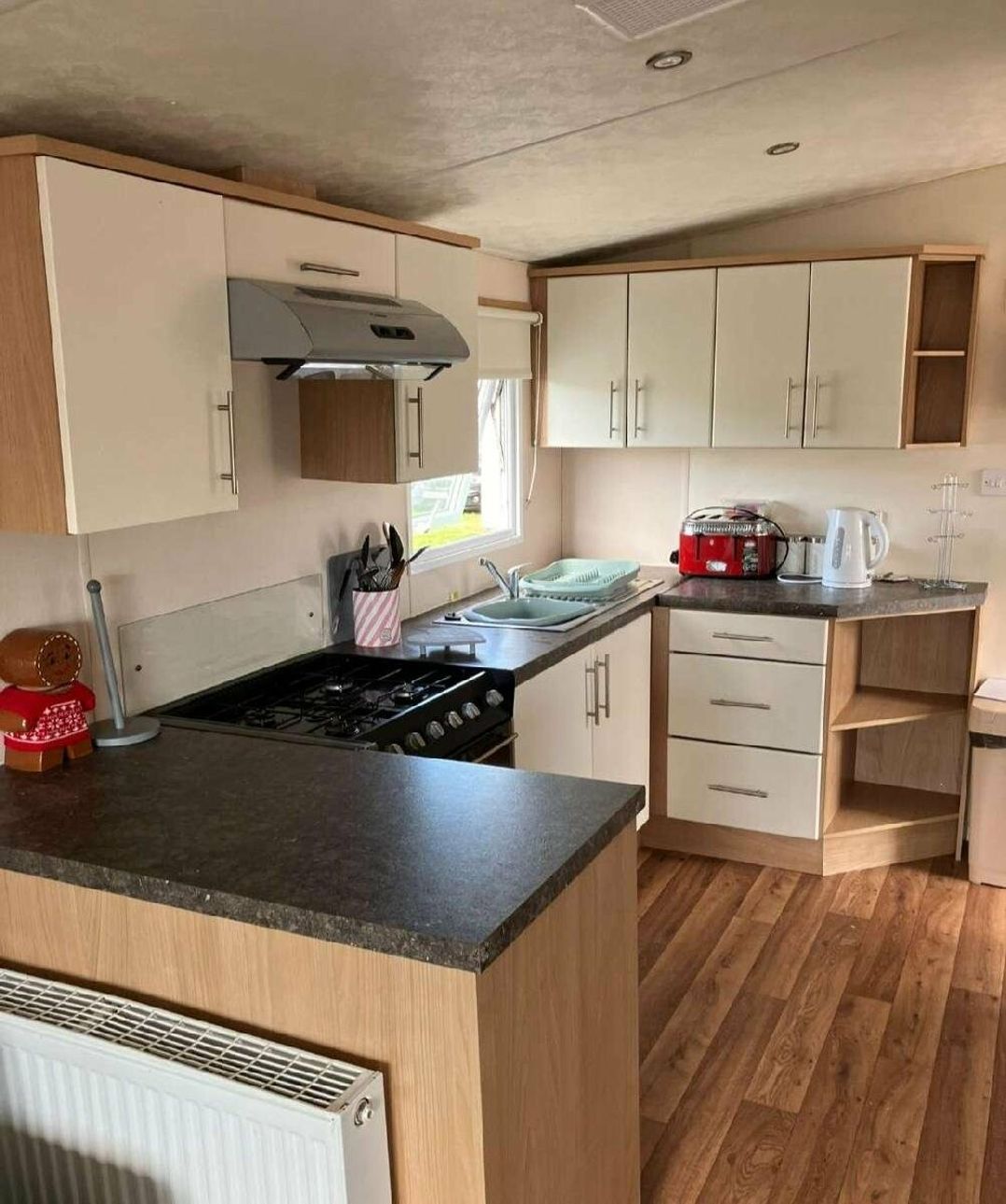 Hayling Island Holiday Park - Meadow Bay Villages - Holiday Accommodation 20391