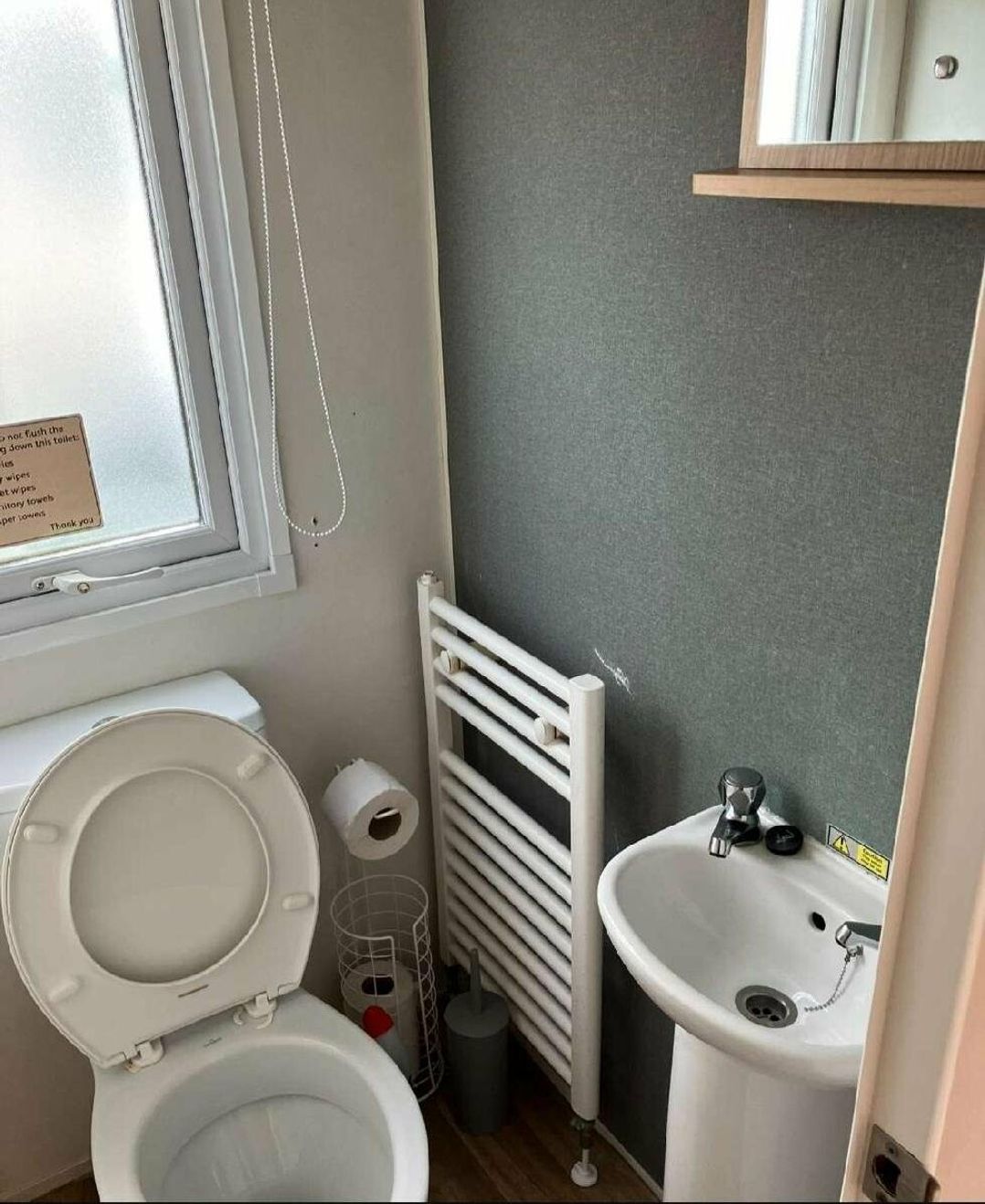 Hayling Island Holiday Park - Meadow Bay Villages - Holiday Accommodation 20391