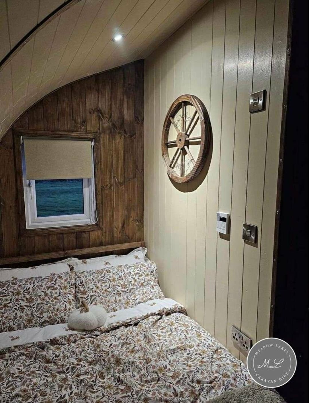 Standen Lodge - Holiday Accommodation 19045