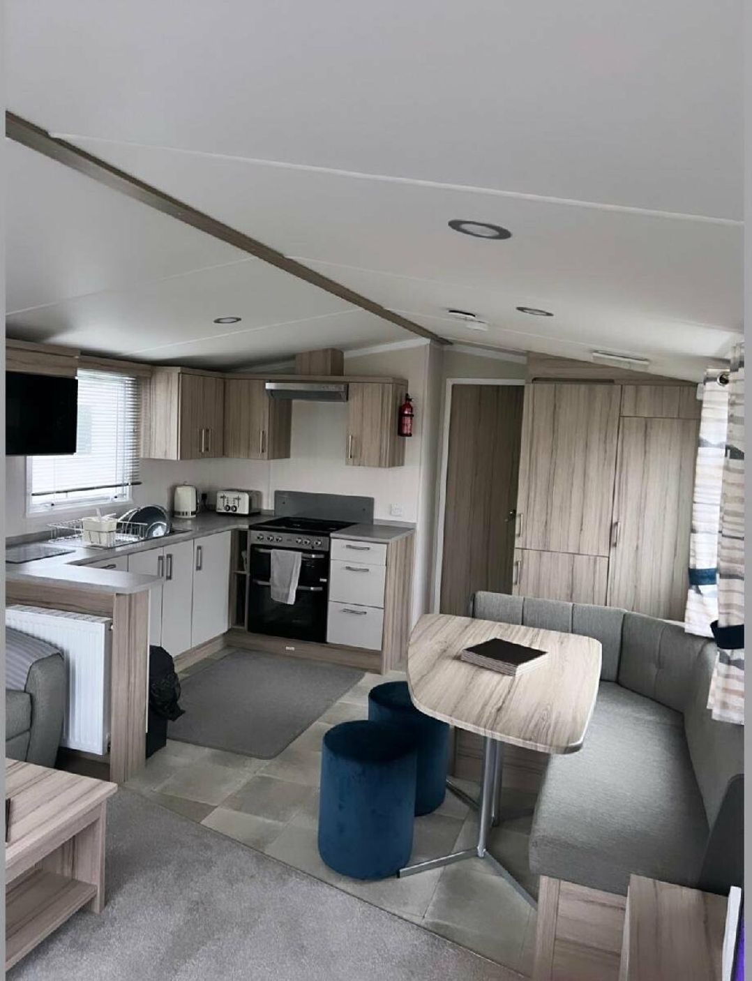 Trecco Bay - Holiday Accommodation 11217