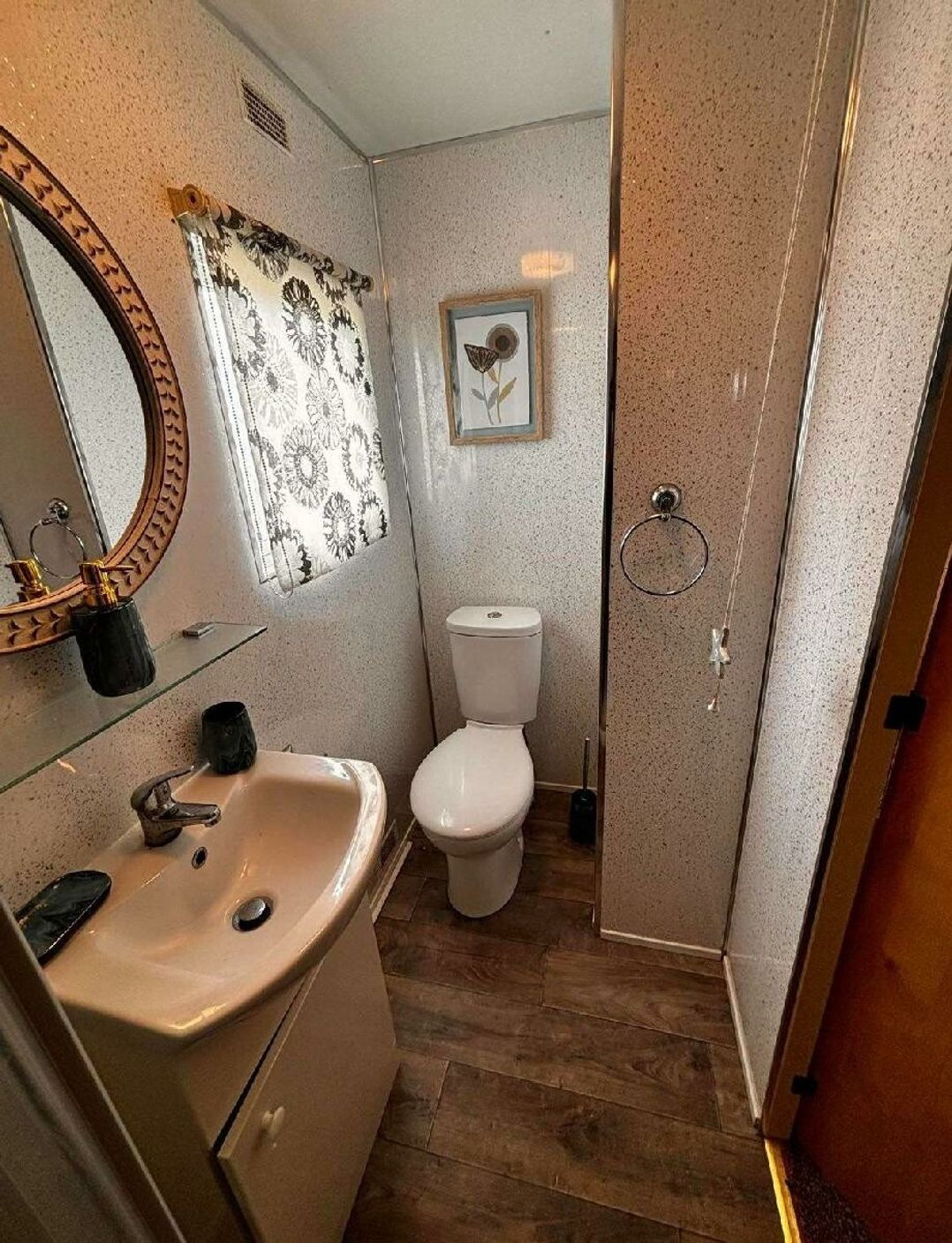 Golden Palm Resort - Holiday Accommodation 21539