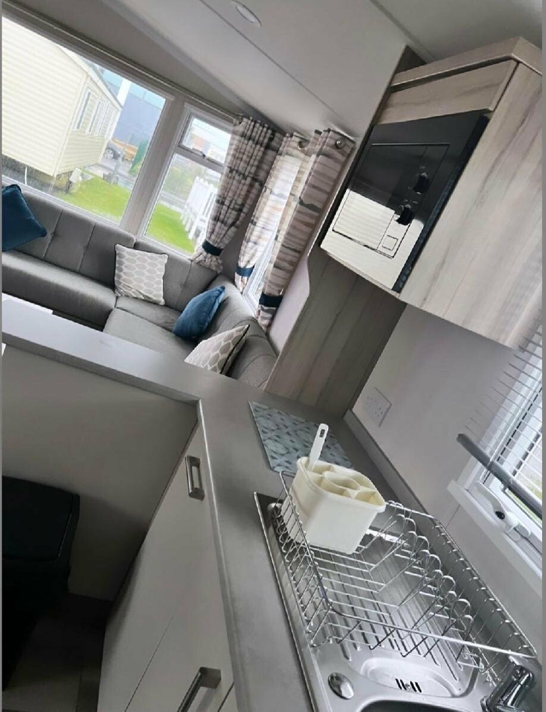 Trecco Bay - Holiday Accommodation 11217