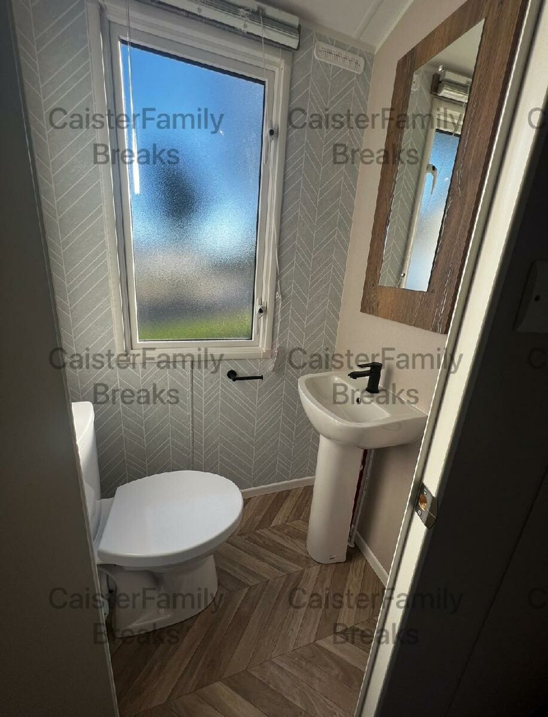 Caister Holiday Park - Holiday Accommodation 15848