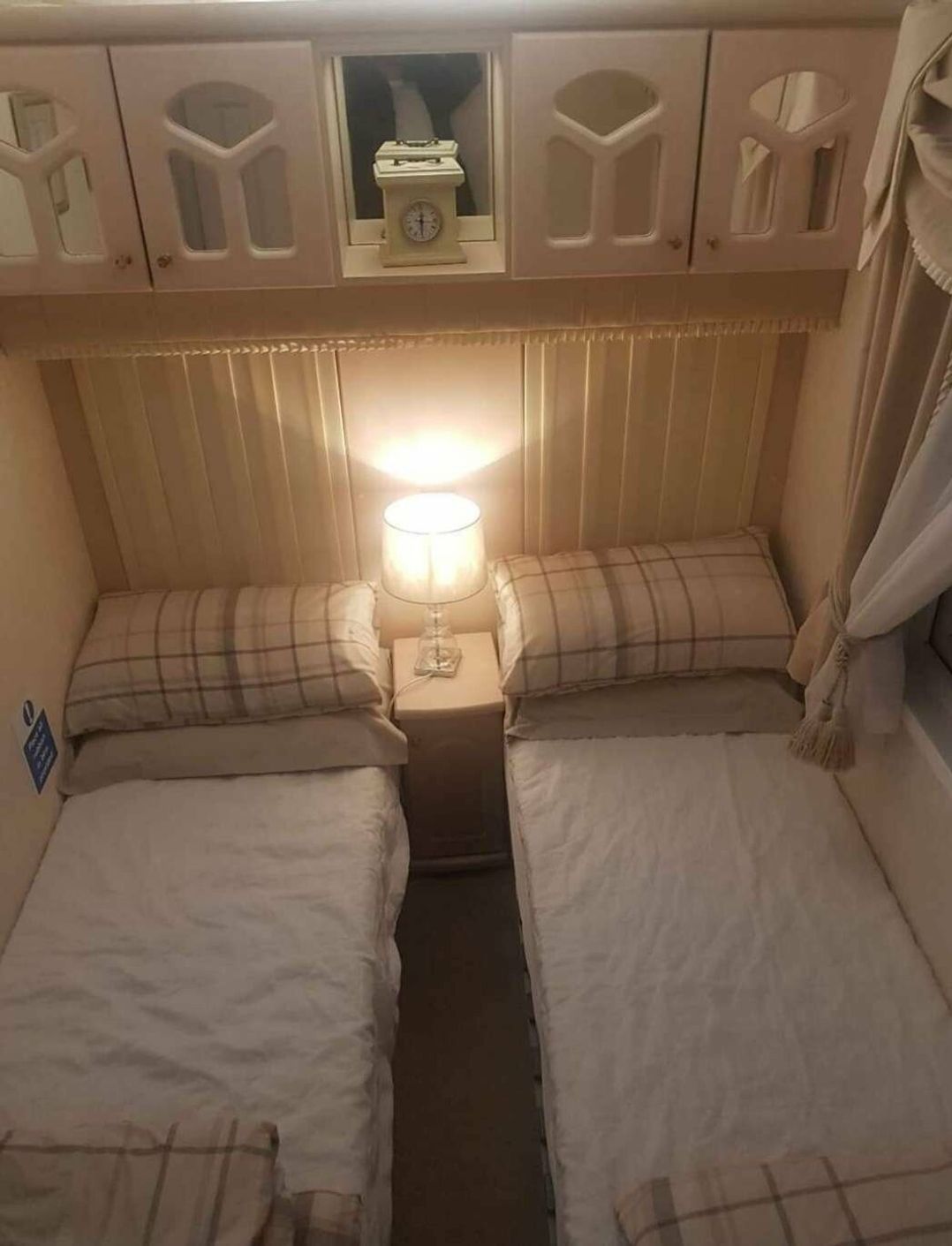 Lydstep Beach - Holiday Accommodation 1489