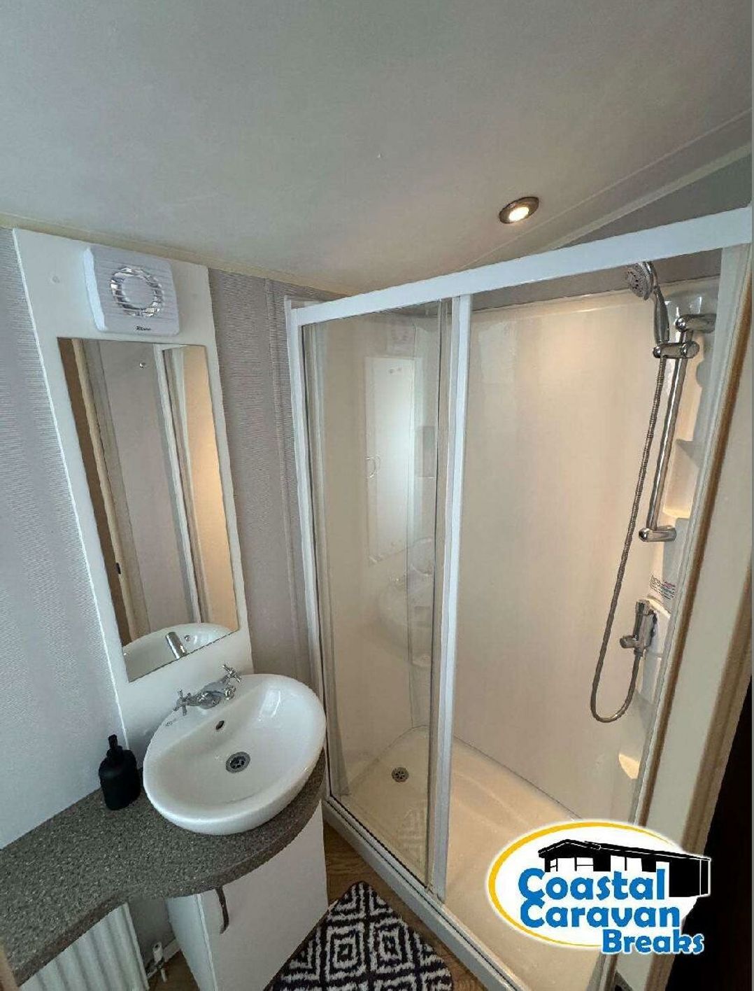 Golden Palm Resort - Holiday Accommodation 21676