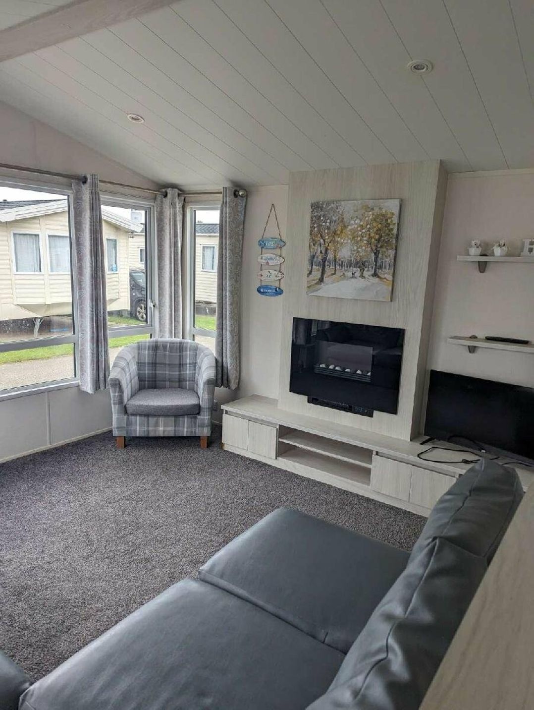 Lyons Winkups and Primrose - Holiday Accommodation 20357