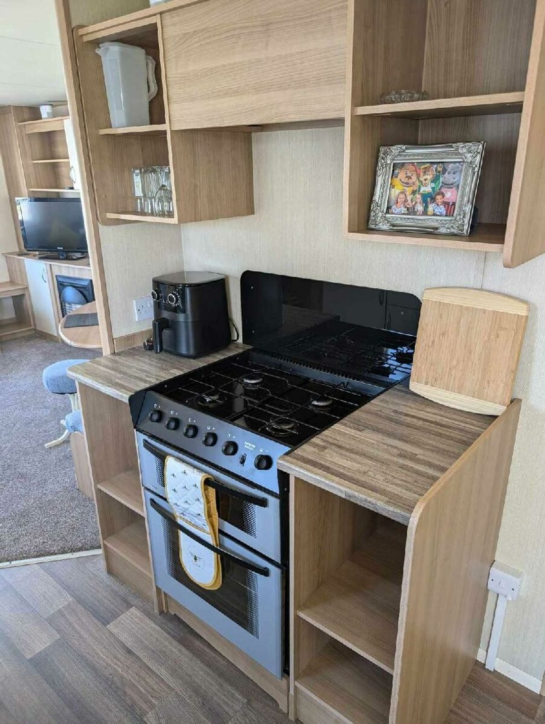 Lyons Robin Hood - Holiday Accommodation 21327