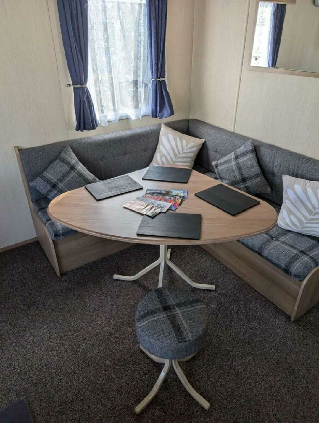 Lyons Robin Hood - Holiday Accommodation 21327