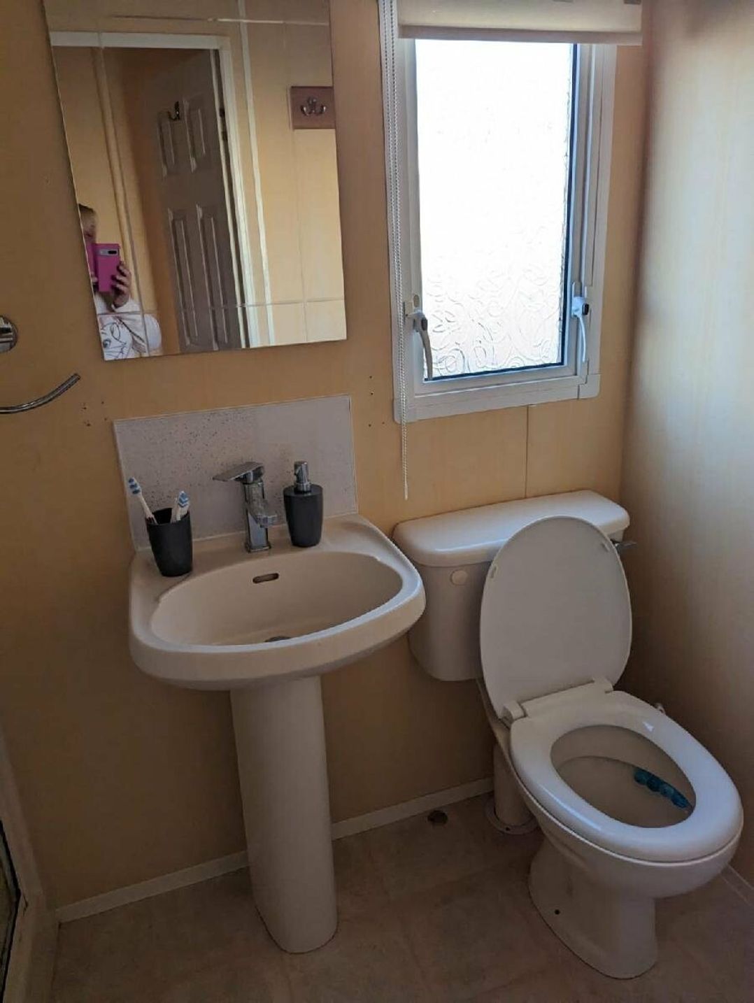 Happy Days Caravan Park - Holiday Accommodation 18016