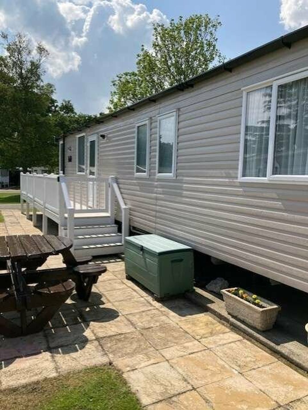 Hopton Holiday Village - Holiday Accommodation 453