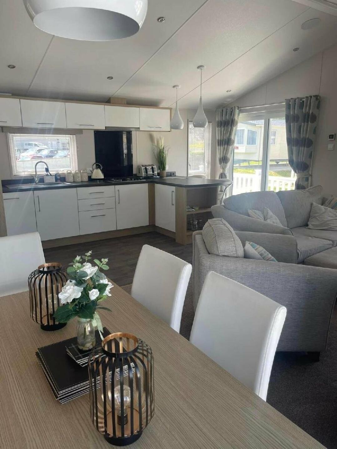 Pendine Sands - Holiday Accommodation 17678