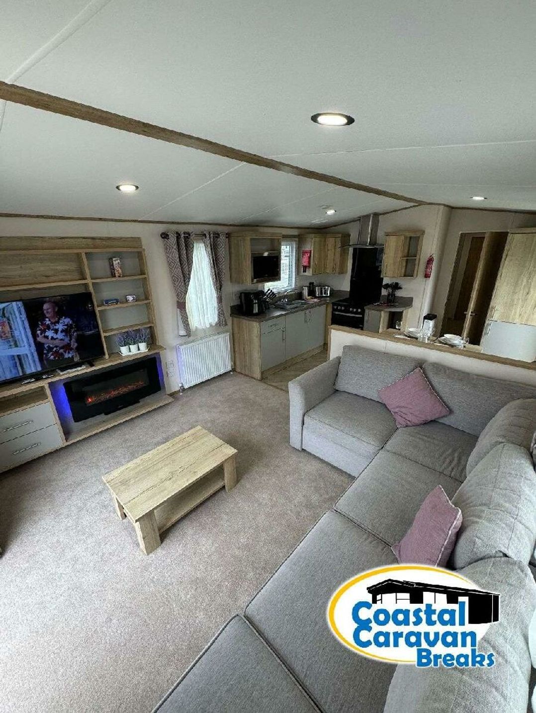 Golden Palm Resort - Holiday Accommodation 21338