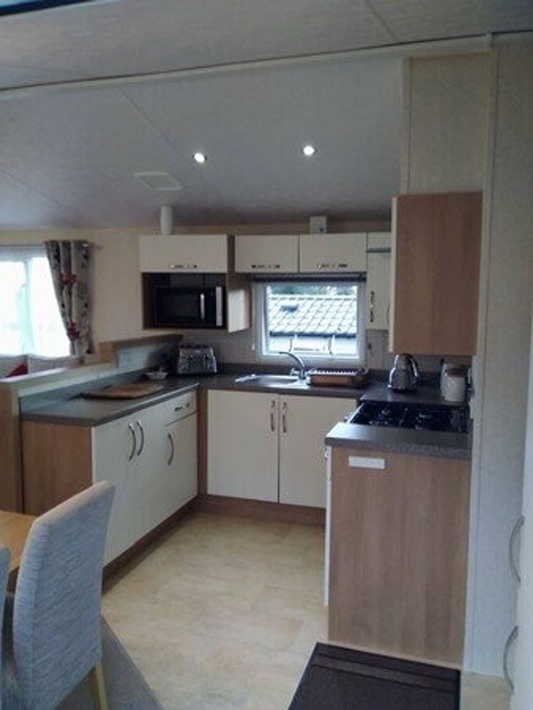 Lydstep Beach - Holiday Accommodation 32