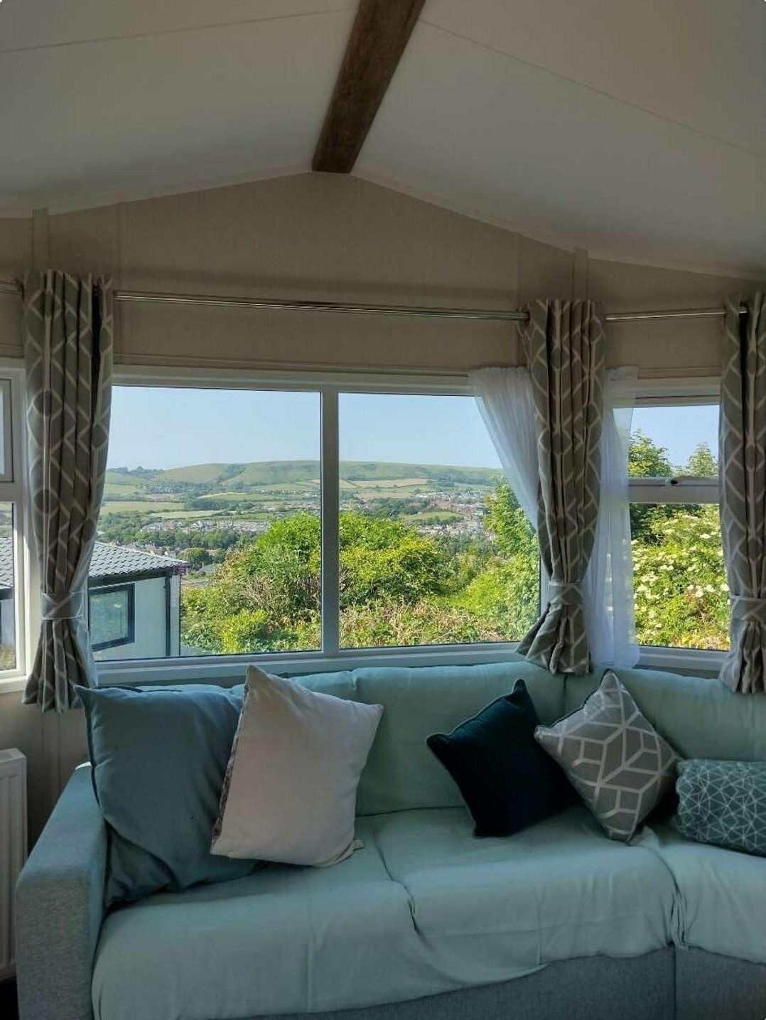 Swanage Bay View - Holiday Accommodation 5005