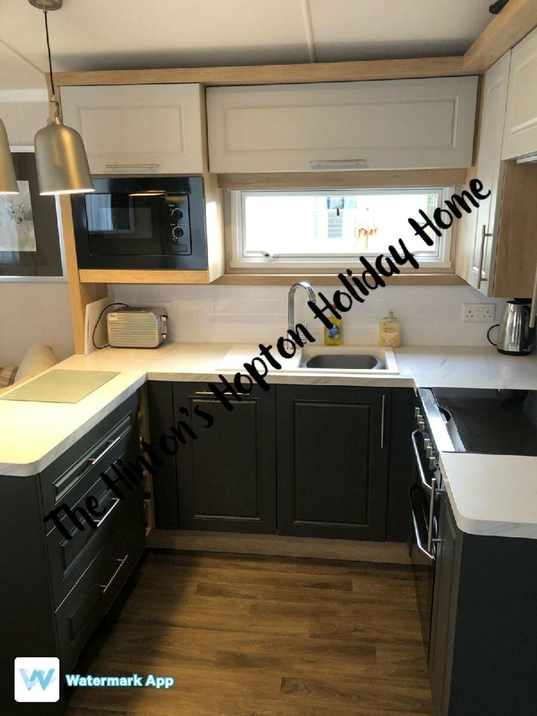 Hopton Holiday Village - Holiday Accommodation 10129