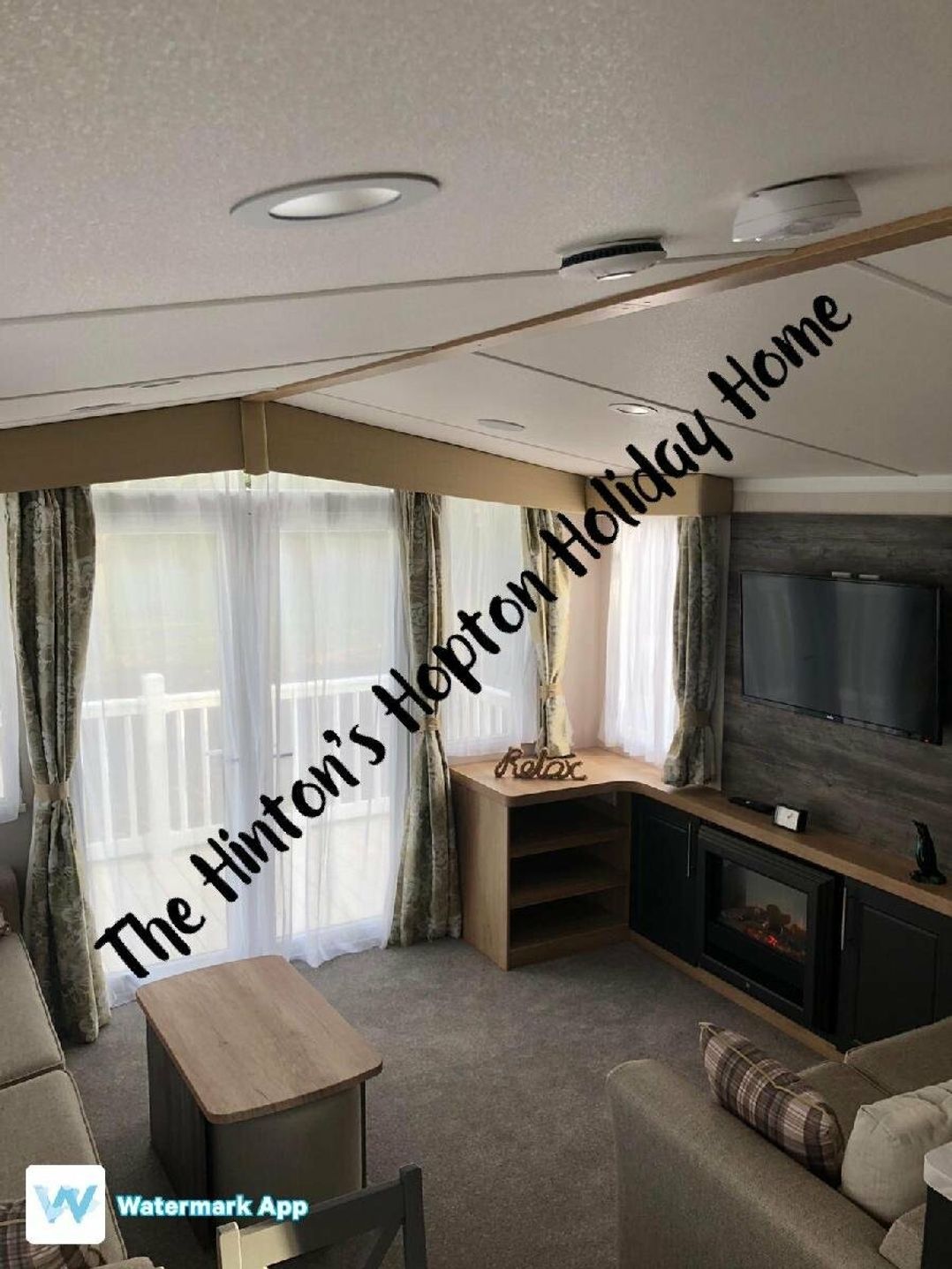 Hopton Holiday Village - Holiday Accommodation 10129