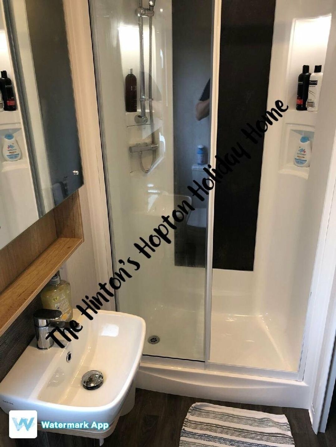 Hopton Holiday Village - Holiday Accommodation 10129