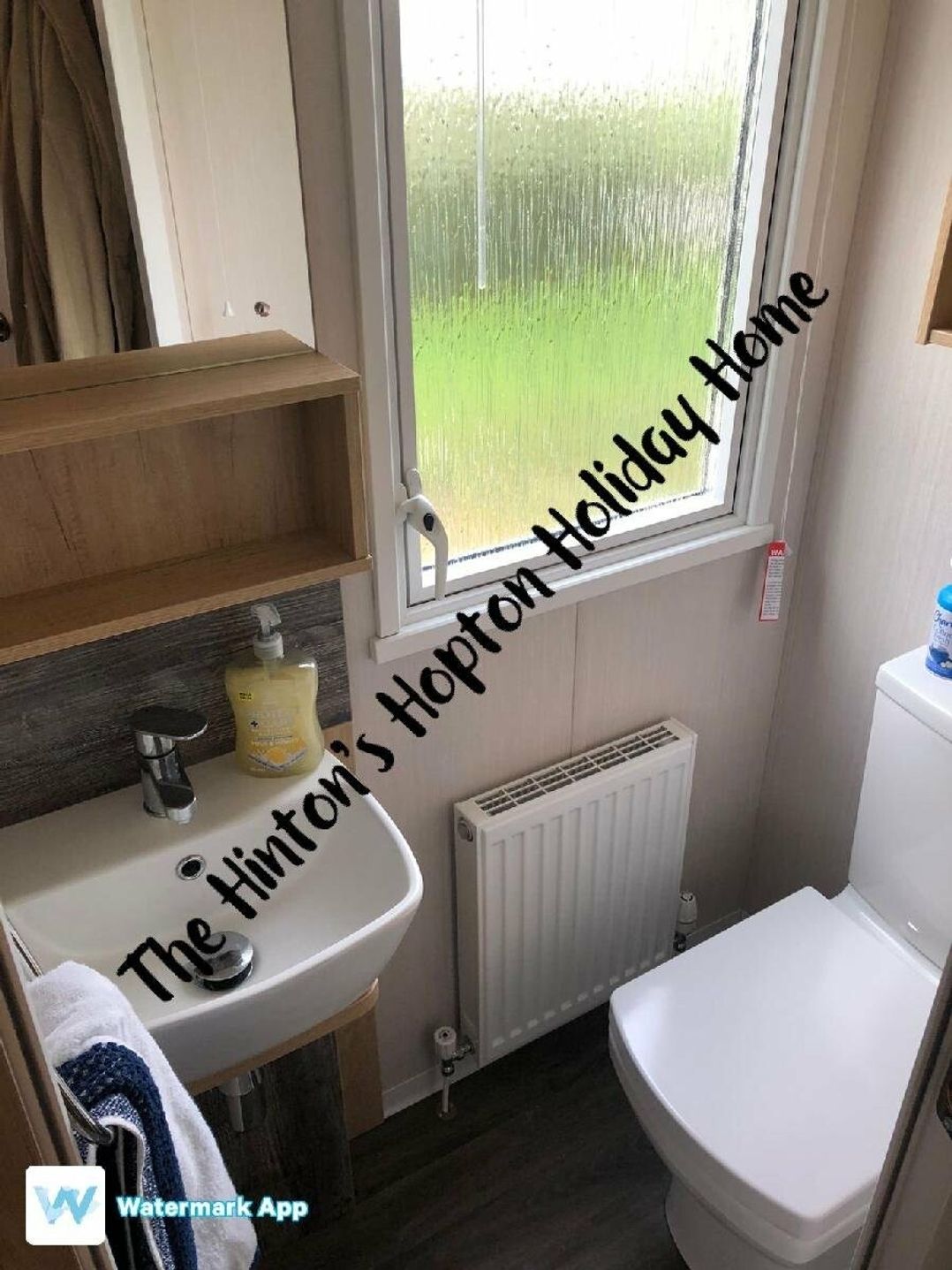 Hopton Holiday Village - Holiday Accommodation 10129