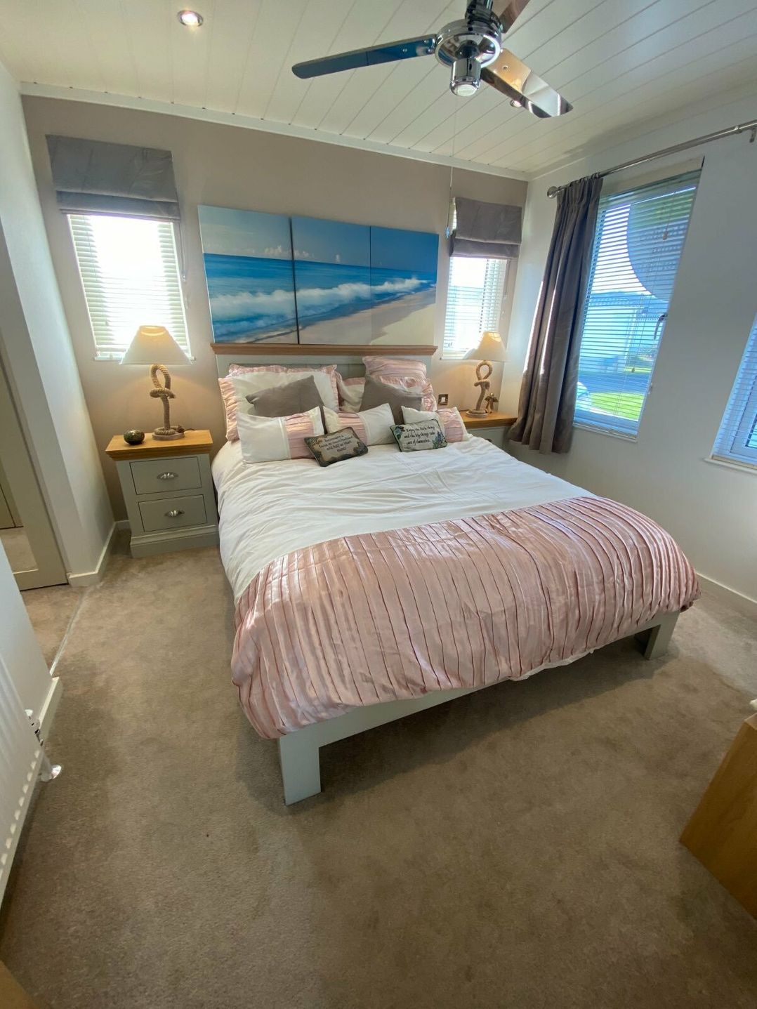 The Beach Caravan Park - Holiday Accommodation 10473