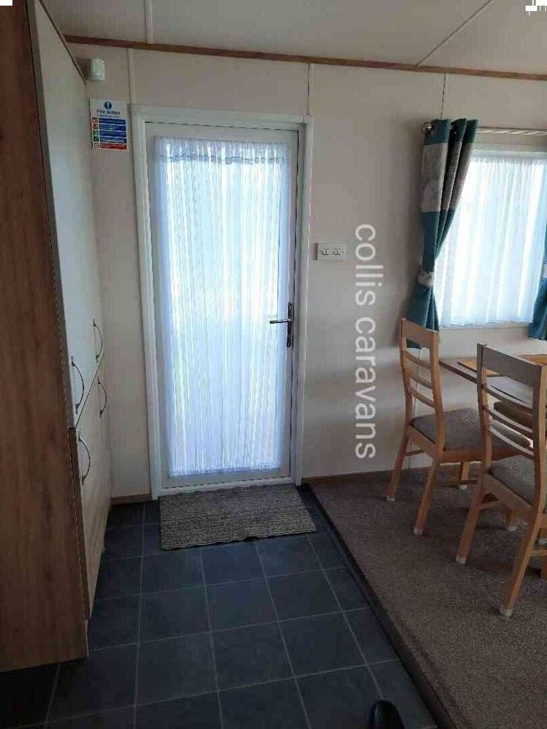 Blue Dolphin Holiday Park - Holiday Accommodation 10737